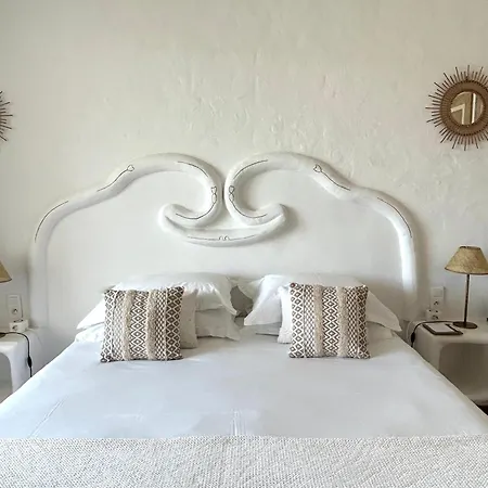 A'mare Corsica I Seaside Small فندق 4*