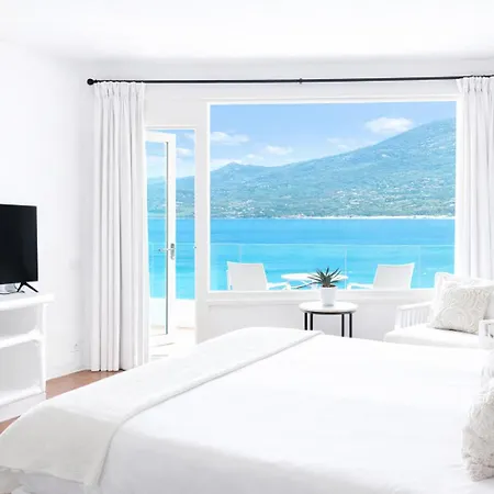 A'mare Corsica I Seaside Small מלון